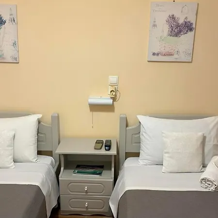 Romanza Hotel *