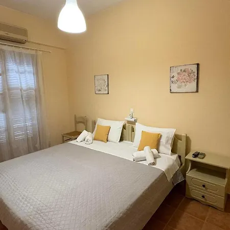 Romanza 酒店 Poúlithra