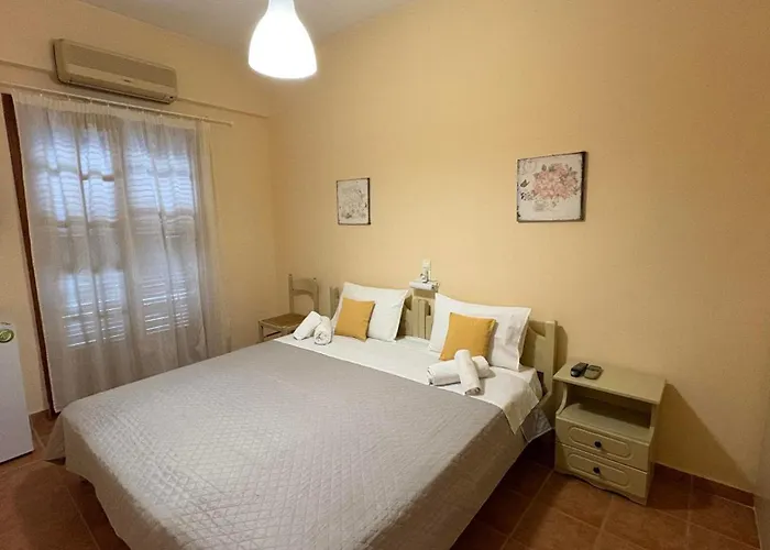 Romanza Hotel Poúlithra