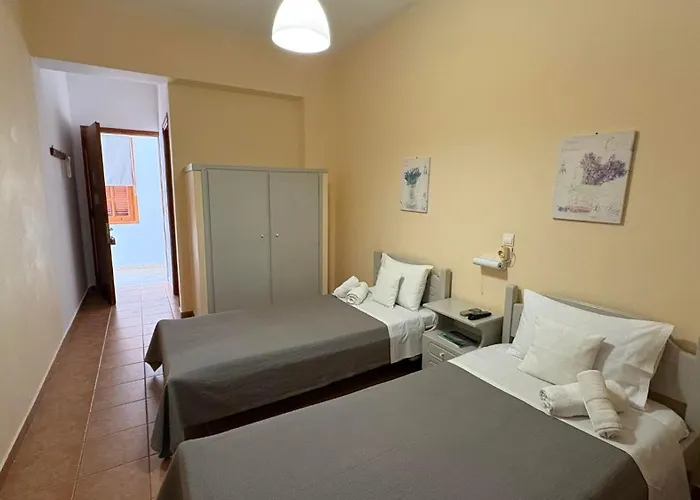 Hotel Romanza Poúlithra